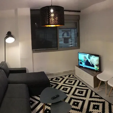 Boutique - Carlos Haya Area With Parking * Malaga